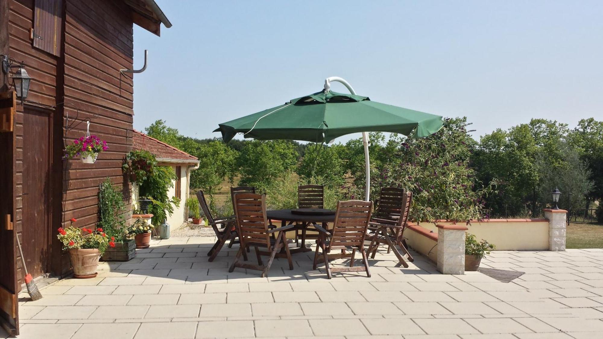 Les Tilleuls Bed and Breakfast Saint-Pé-Delbosc Exterior foto