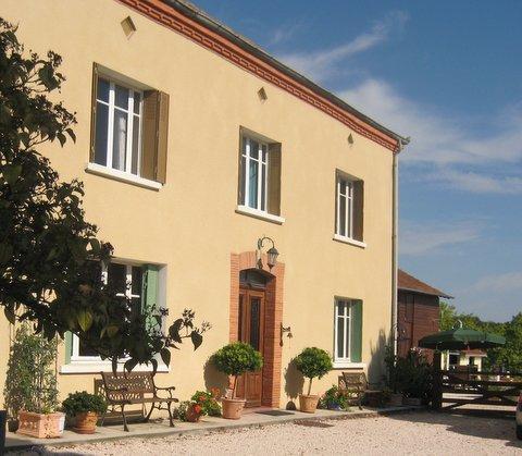 Les Tilleuls Bed and Breakfast Saint-Pé-Delbosc Exterior foto